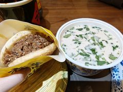 -穆得·老周家牛肉烧饼(普利街店)