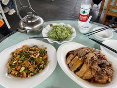 -瑞丰园庭院餐厅·白族传统家常菜