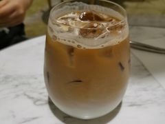 咖啡拿铁-théATRE 茶聚场(王府中環店)