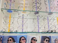 -利客来眼镜店(崂山百货店)