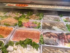 -尚品海鲜肥牛自助火锅(湖明店)