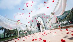 唯美浪漫-巴黎婚纱摄影工作室