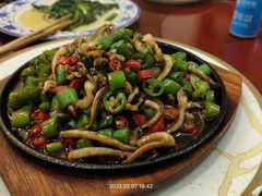 香辣鱿鱼丝-石老头关东饺子王·东北菜(嘉华鑫城店)