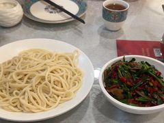 -汗腾格里·风味餐厅(新疆驻京办店)