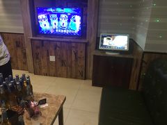 -水木年华量贩KTV(沿河东路店)