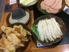 -锅来乐地锅鸡(安亭店)