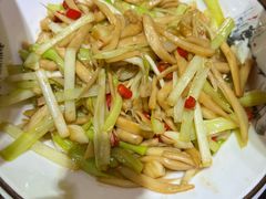 -何氏排骨(左家塘店)