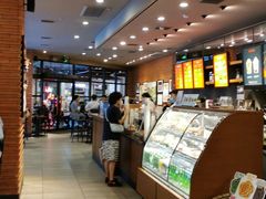-星巴克(上海虹桥新天地二店)
