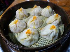 蟹粉小笼包-忆秦园小笼包(惠山古镇总店)