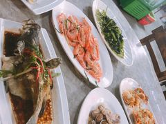 -四川小胡子海鲜(丁村万人海鲜广场店)