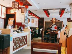 大堂-佬钱湾仔(衣裳街店)