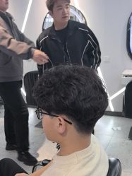 -丝语萱形象