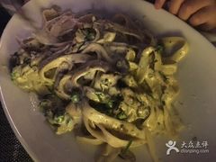 -WOLFGANG PUCK KITCHEN & BAR(迪士尼小镇店)