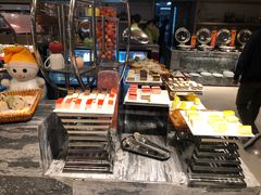 -永恒朗悦酒店(广西大学地铁站大学东路万达广场店)