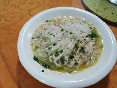 鸡油捞河粉-张家卫·阳江菜·小海鲜(肥婆湾桥店)
