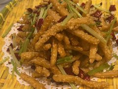 -黄泥岗·地道湖北菜(奥特莱斯店)