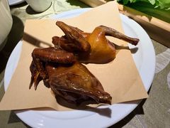 脆皮鸽子-锦绣金山人家(友谊店)