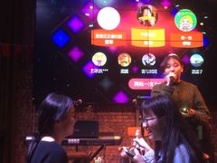 -胡桃里乐队酒馆(鎏嘉码头店)