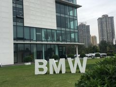 -成都华星名仕奥迪4S店(龙潭寺店)