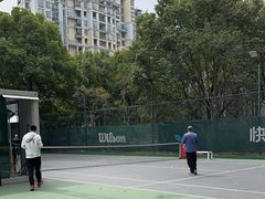 -快网网球俱乐部(徐汇爱建园店)