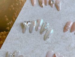 -AKIRA 安久日式美甲美睫