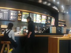 -星巴克臻选(成都来福士店)