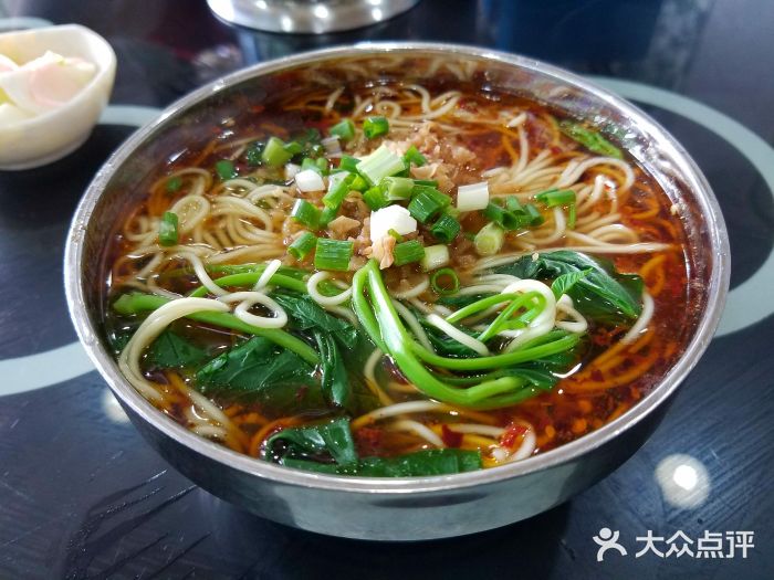 鹿鼎寨牛肉面(龙湖天街总店)素面图片