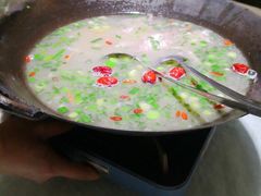 -茸梅路右拐龙虾-农家菜(松江店)