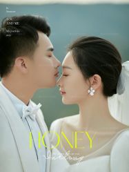 -黑马婚纱摄影