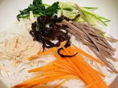 鸡丝凉米线-云海肴·汽锅鸡·云南菜(领展购物广场·中关村店)
