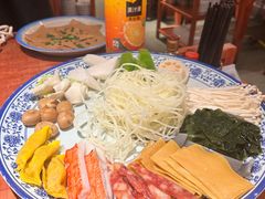 -周小明火锅(黑金冠社区店)