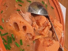 -黄泥岗·地道湖北菜(奥特莱斯店)