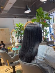 -发泽造型·烫发染发