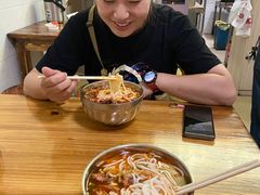 -正宗向东街新化特色牛肉粉馆(一中店)