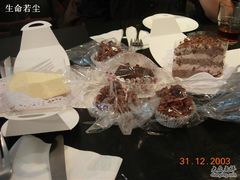 cheese&nbsp;&nbsp;黑森林&nbsp;巧克力布朗尼-美丽心情蛋糕(江苏路店)