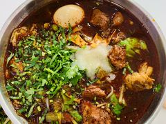 -鹍记特色牛杂面