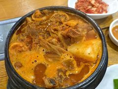 -喇喇排骨火锅·传统韩式脊骨汤(望京西园总店)
