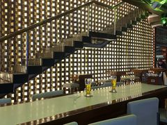 -The BREW·酿餐厅(浦东嘉里大酒店)