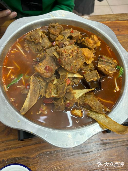 华洋狼诱惑酱骨头(白塔堡店)图片