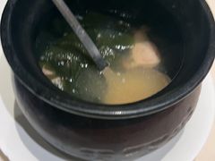 -八府香鸭·啫啫煲(华山路店)