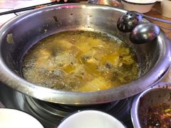 -泸州酸菜豆花火锅川师店