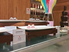 -华邑酒店·鲜艳全日自助餐厅
