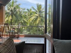 -三亚湾海居铂尔曼度假酒店