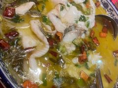 醒胃酸菜鱼-香江中餐厅·招牌鱼生·老广味道(长隆香江酒店)