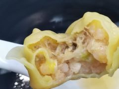 -莱莱小笼·乔艾