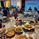 在解放碑，不想吃火锅，吃他家准没错！