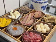 九宫格荤菜-芈重山老火锅(广州首店)