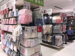 -优衣库(石家庄裕华万达广场店)