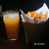 做一个精致的吃货[礼花]