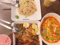 -Pier 21 (Terminal 21 Asok)